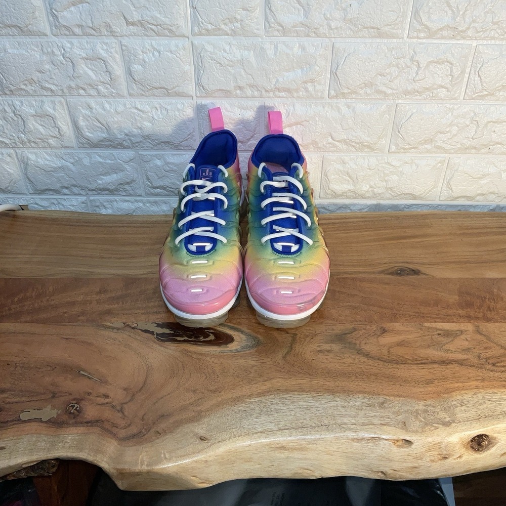 Nike Air VaporMax Plus Rainbow Gradient Pink Blue‎ Yellow Women's 8 FJ4550-600